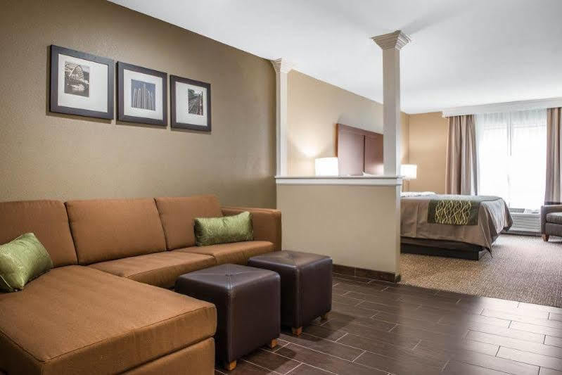 Comfort Inn & Suites 피츠버그 외부 사진